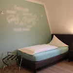 Pensjonat Gaestehaus Niemerg 3*