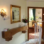 Pensjonat Gaestehaus Niemerg 3*