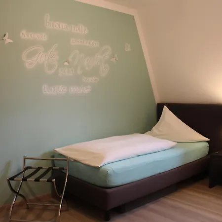 Guest house Gaestehaus Niemerg 3*